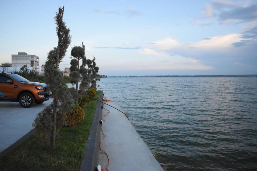 Apartment By The Lake With A View Mamaia Exteriér fotografie