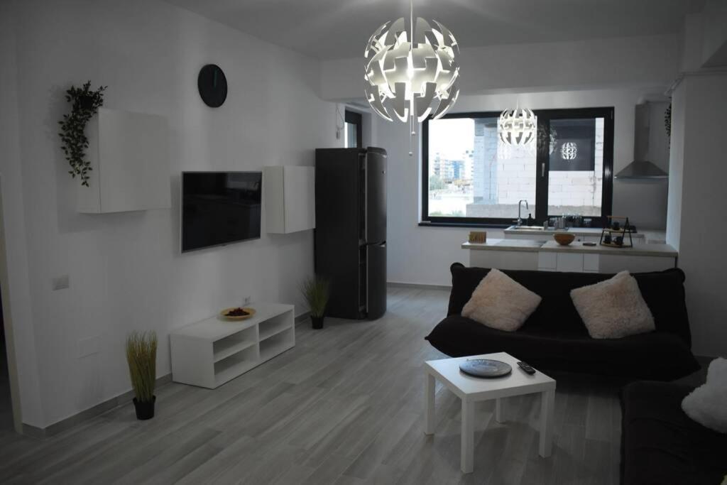 Apartment By The Lake With A View Mamaia Exteriér fotografie